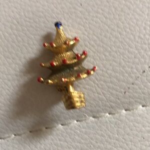 Gold Christmas Tree Brooch